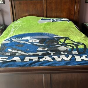EUC Seattle Seahawks Fleece Blanket